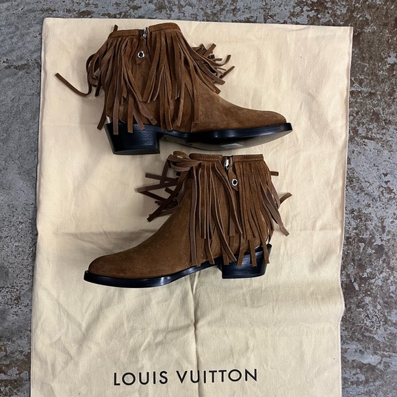 Louis Vuitton fringe booties - Picture 4 of 4